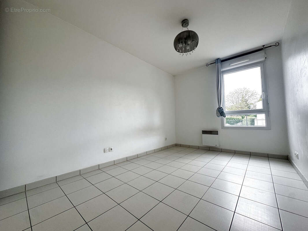 Appartement à SURVILLIERS
