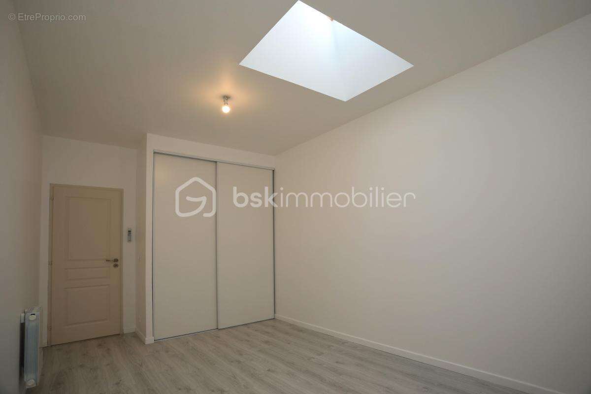 Maison à PAREMPUYRE