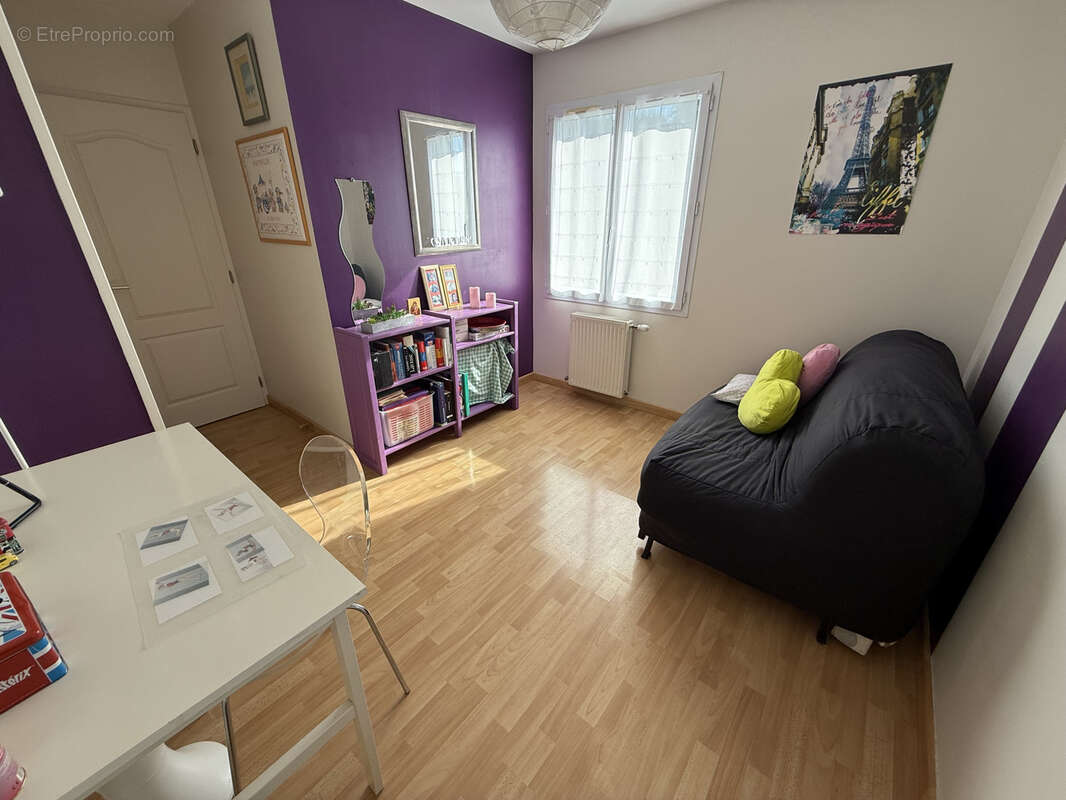 Maison à SAINT-JEAN-DE-BRAYE