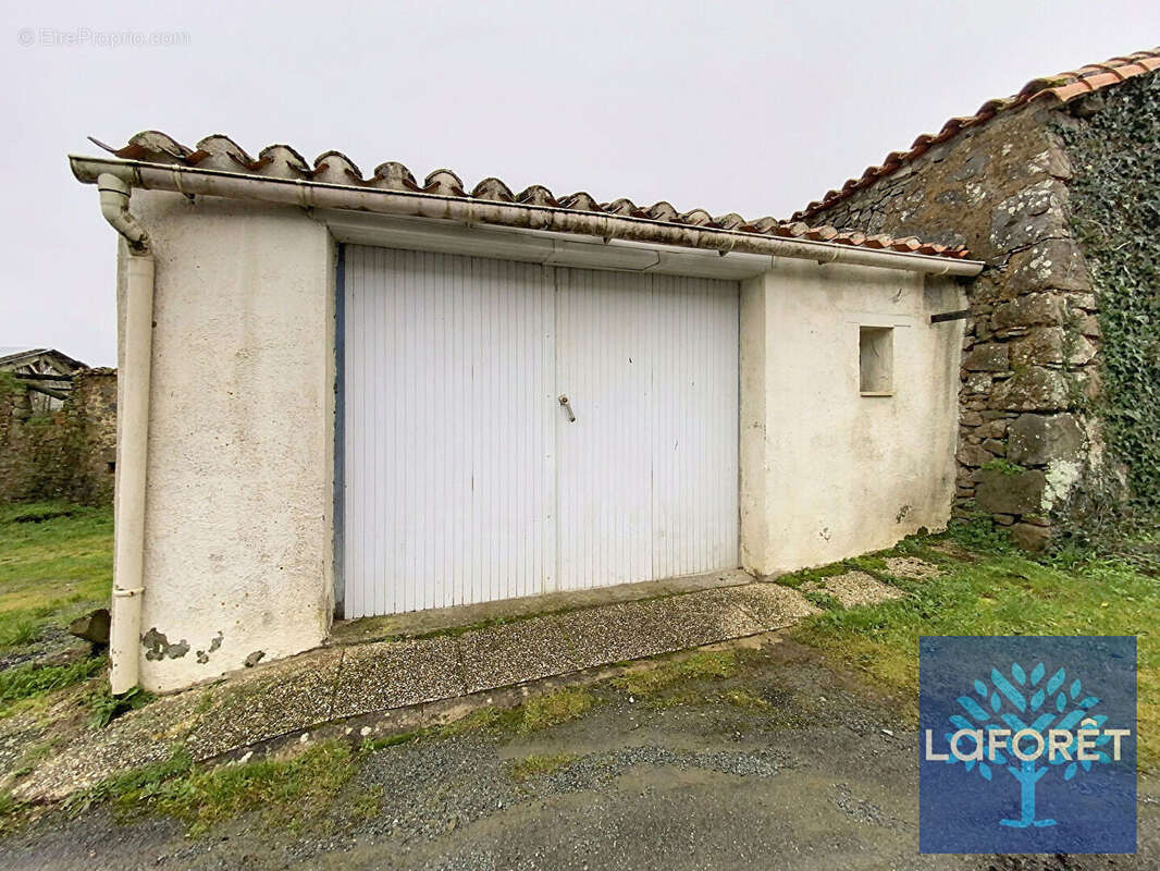 Maison à LA MEILLERAIE-TILLAY