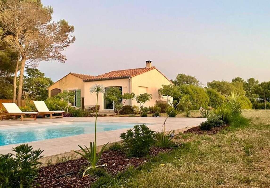 Maison 245 m² à Saint-Pargoire  - photo 4