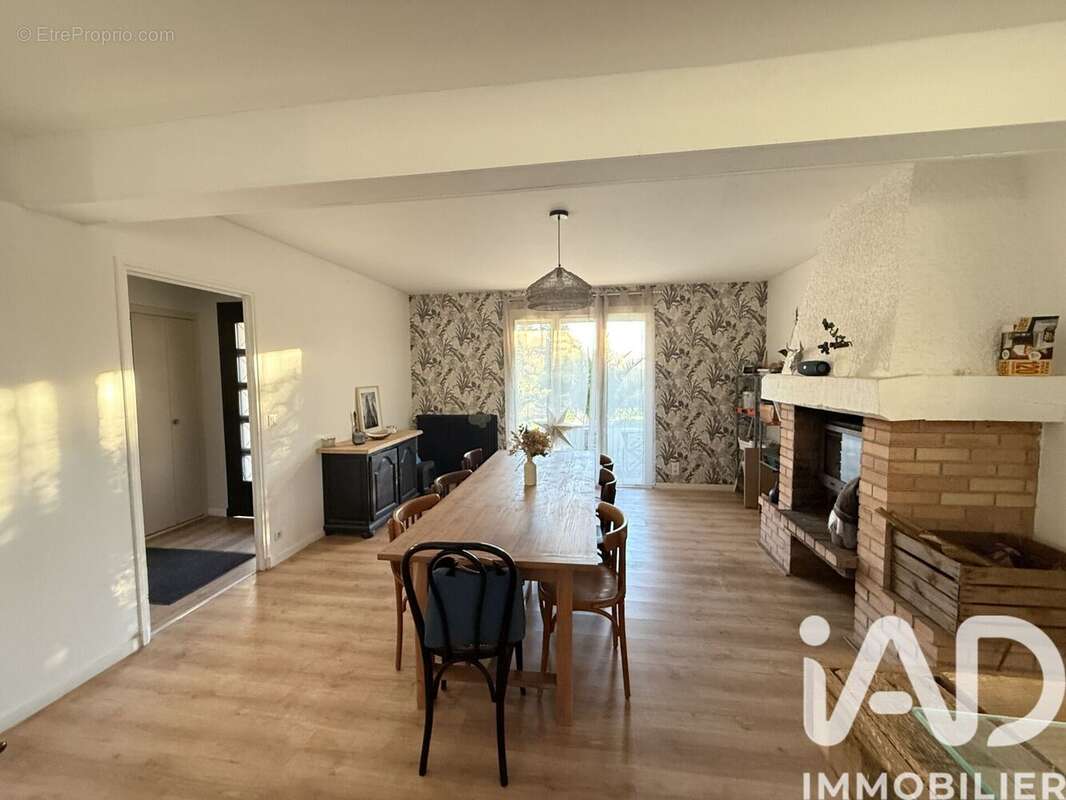 Photo 4 - Maison à SAINT-MICHEL-DE-MONTAIGNE