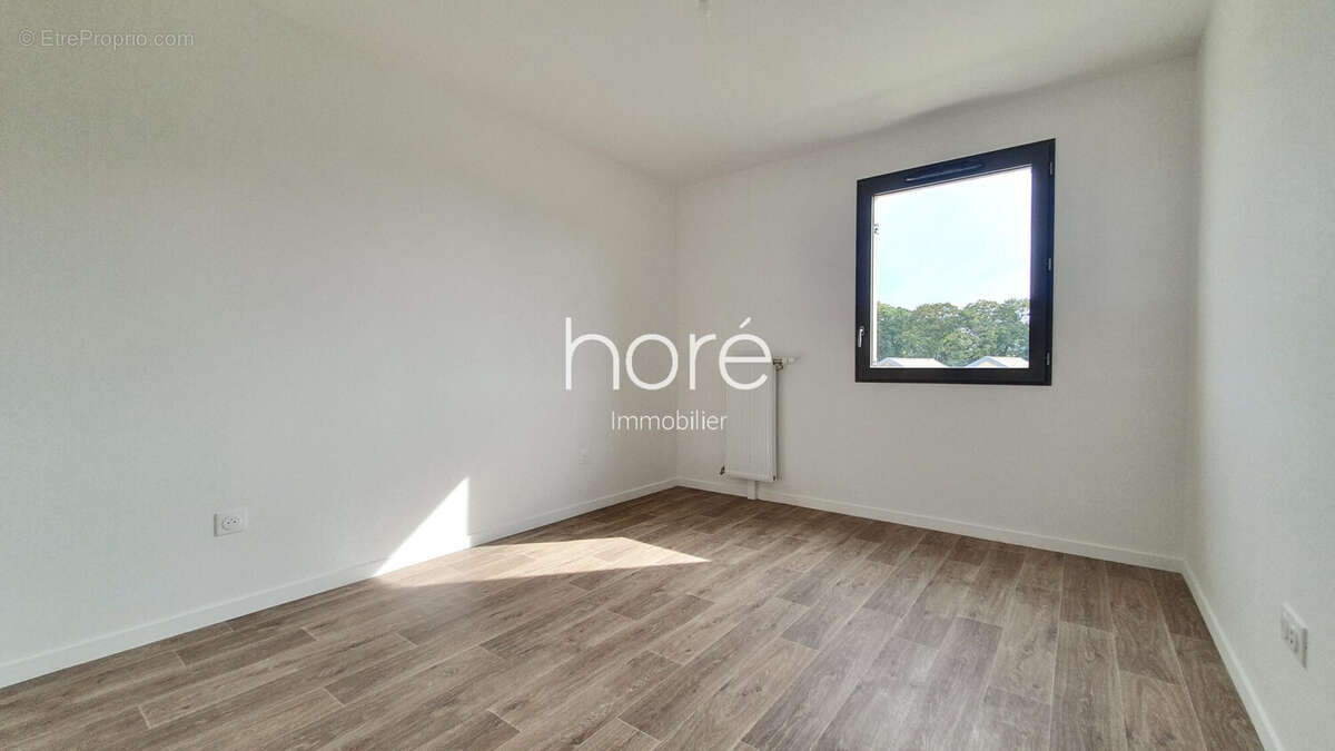 Appartement à MARLY-LA-VILLE