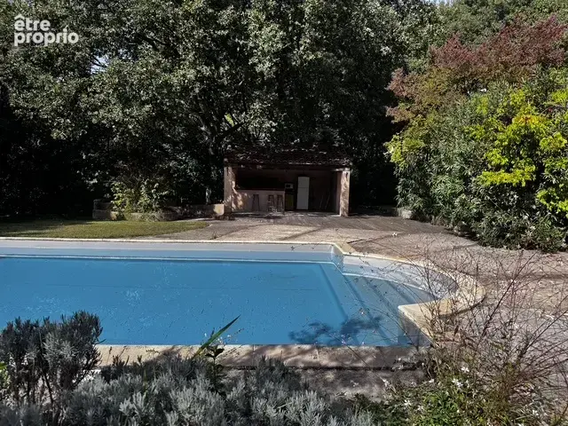 Eguilles - Maison 5ch/3200m2 piscine, 3 garages, cuisine d'été. - photo 9