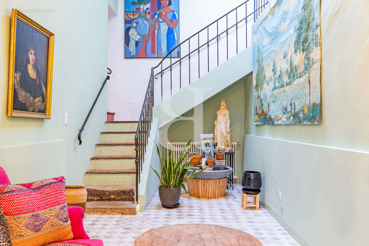Maison à CABRIERES-D'AVIGNON
