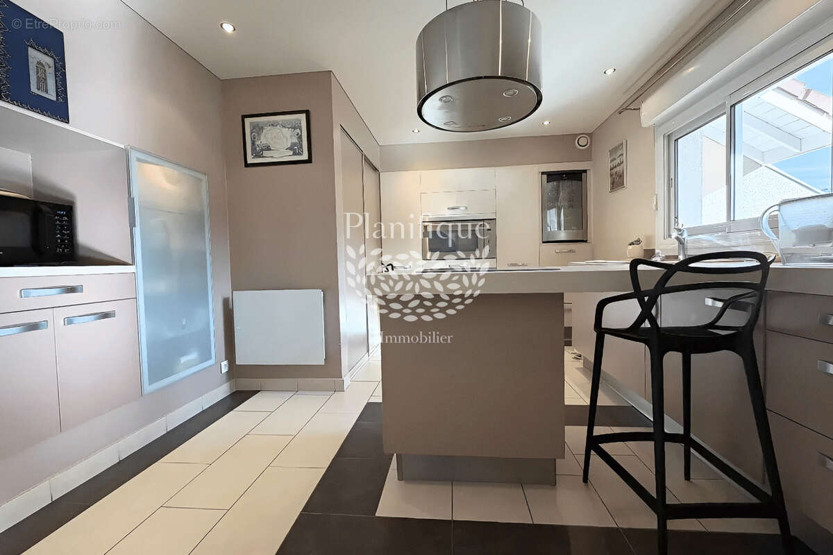 Appartement à ETAUX