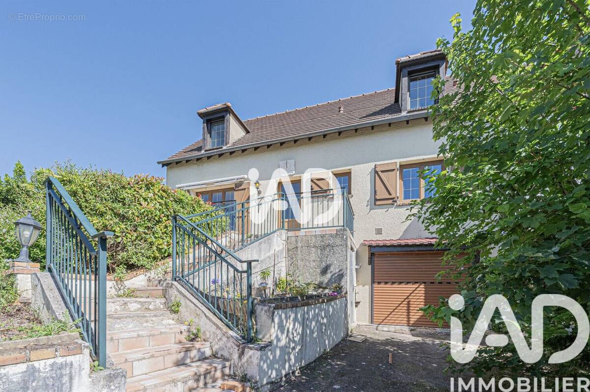 Photo 1 - Maison à THORIGNY-SUR-MARNE