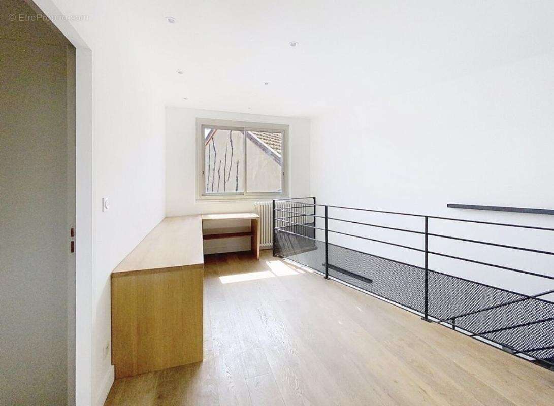 Loft 6p 214m2 avec garage - photo 8