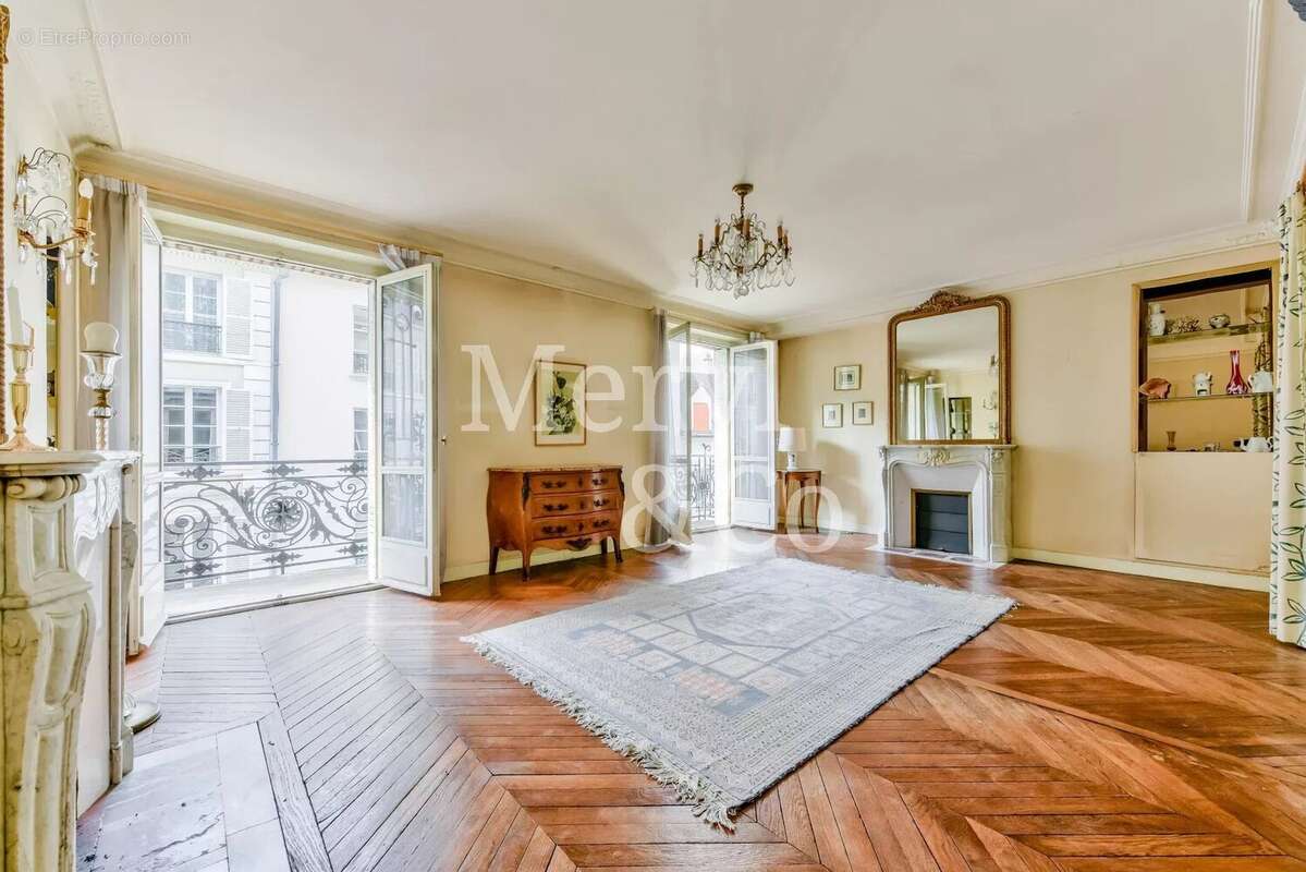 Appartement à PARIS-5E