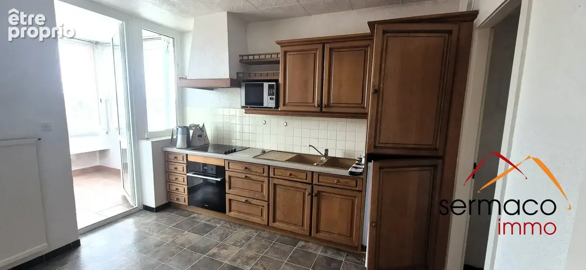 cuisine avec accès loggia