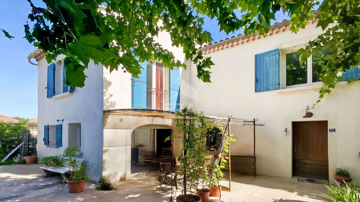 Maison à ROGNONAS