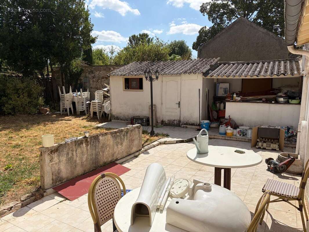 Commerce 350 m² à Saint-Mammes  - photo 7