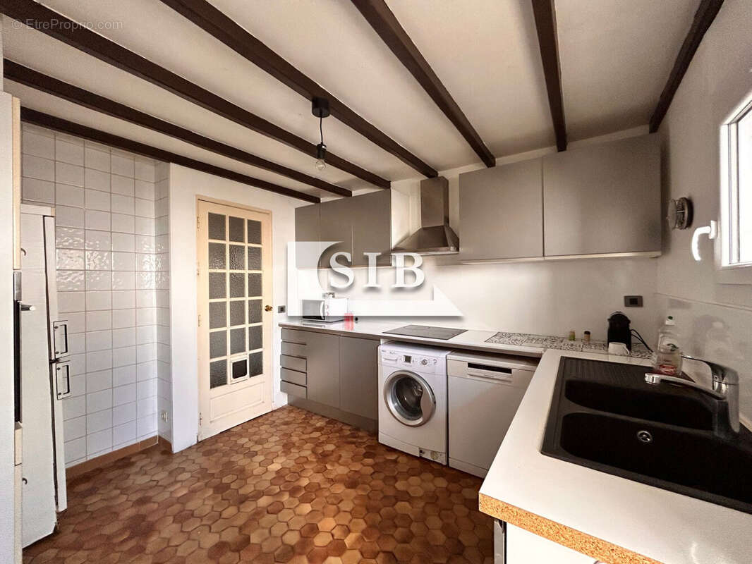 Maison à LA VILLE-DU-BOIS