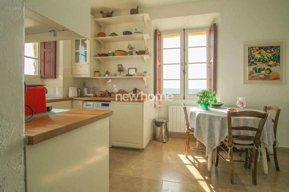 Appartement à FAYENCE