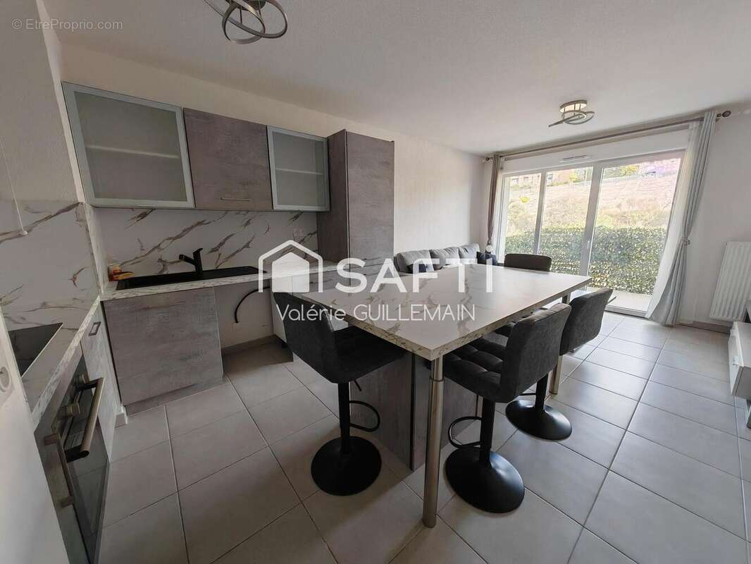 Photo 2 - Appartement à PORT-DE-BOUC