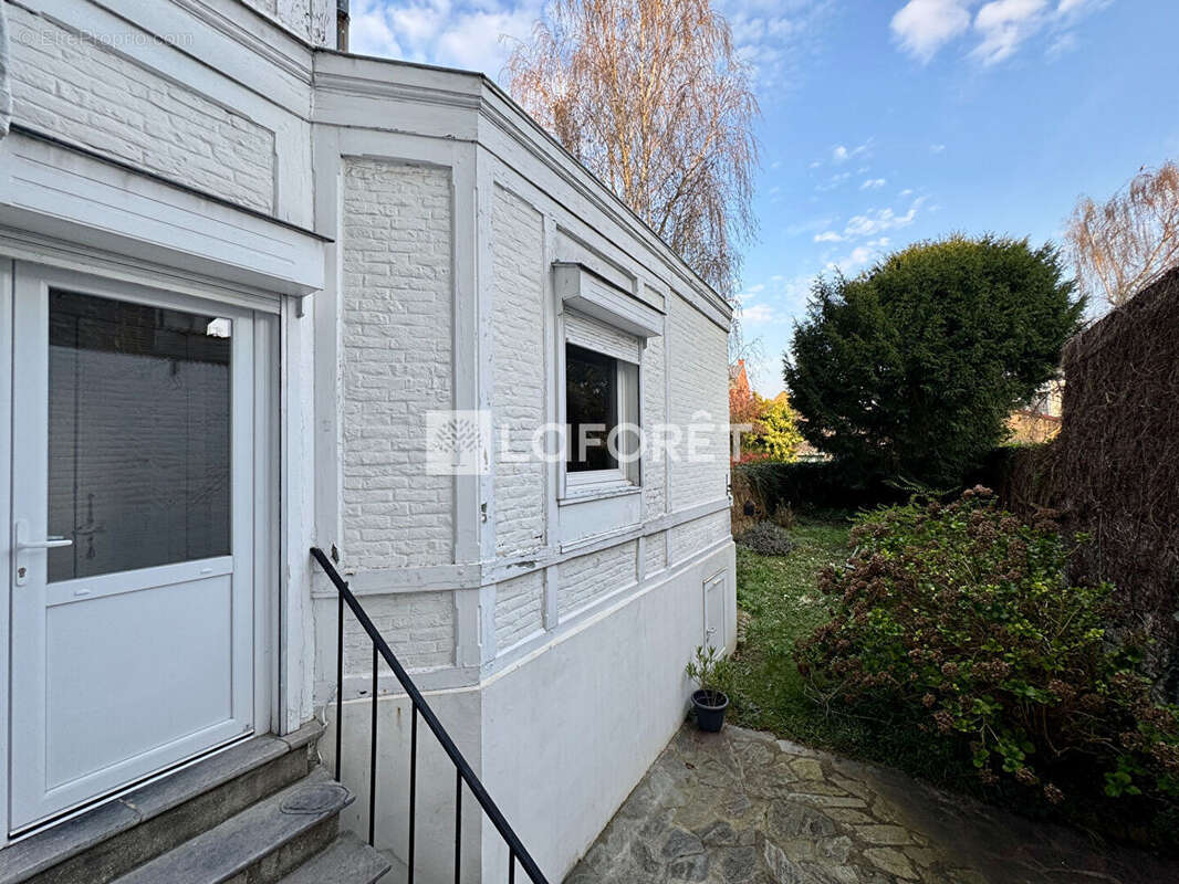 Maison 162m² - 4 chambres - jardin - photo 10