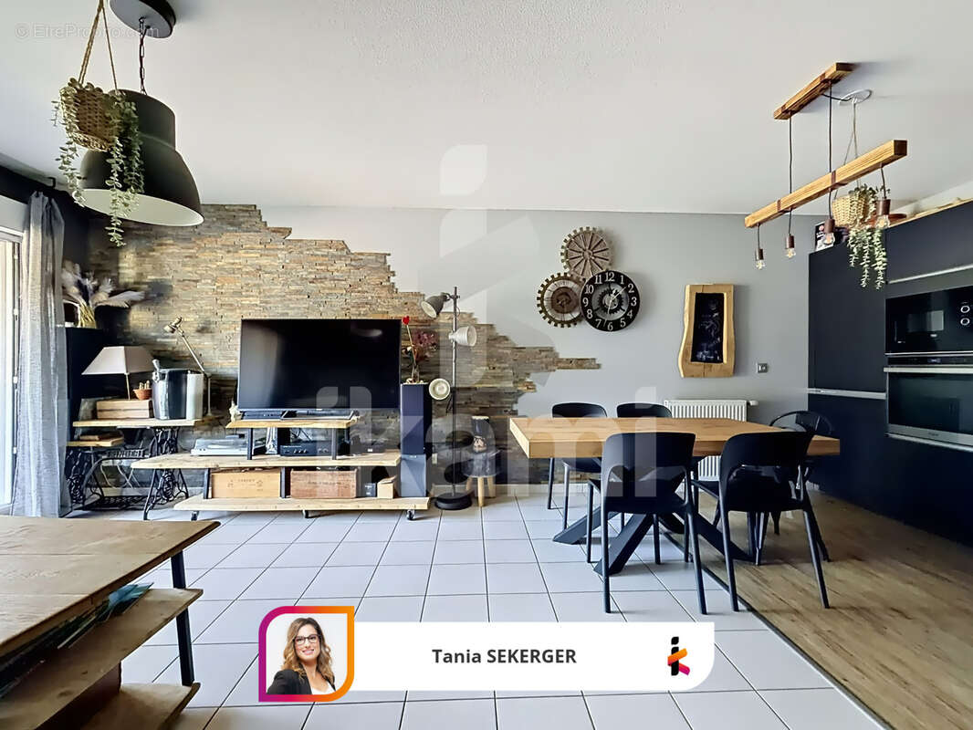 Appartement à SAINT-MARTIN-D'HERES
