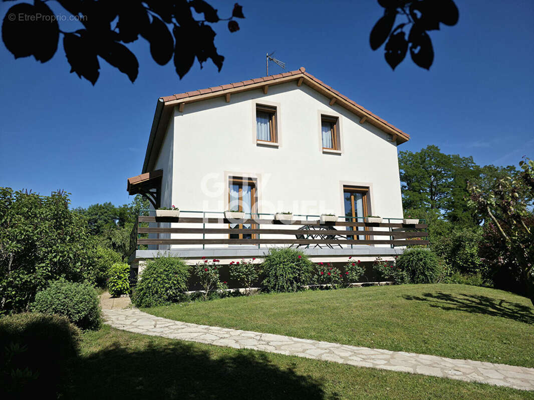 Maison à MONTVERDUN