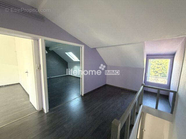 Maison 98 m² à Chateauroux  - photo 9