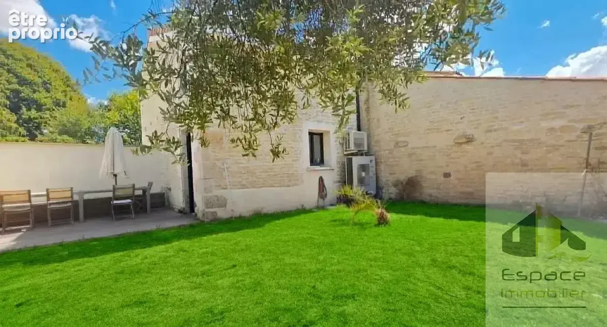 Maison à AIGREFEUILLE-D'AUNIS