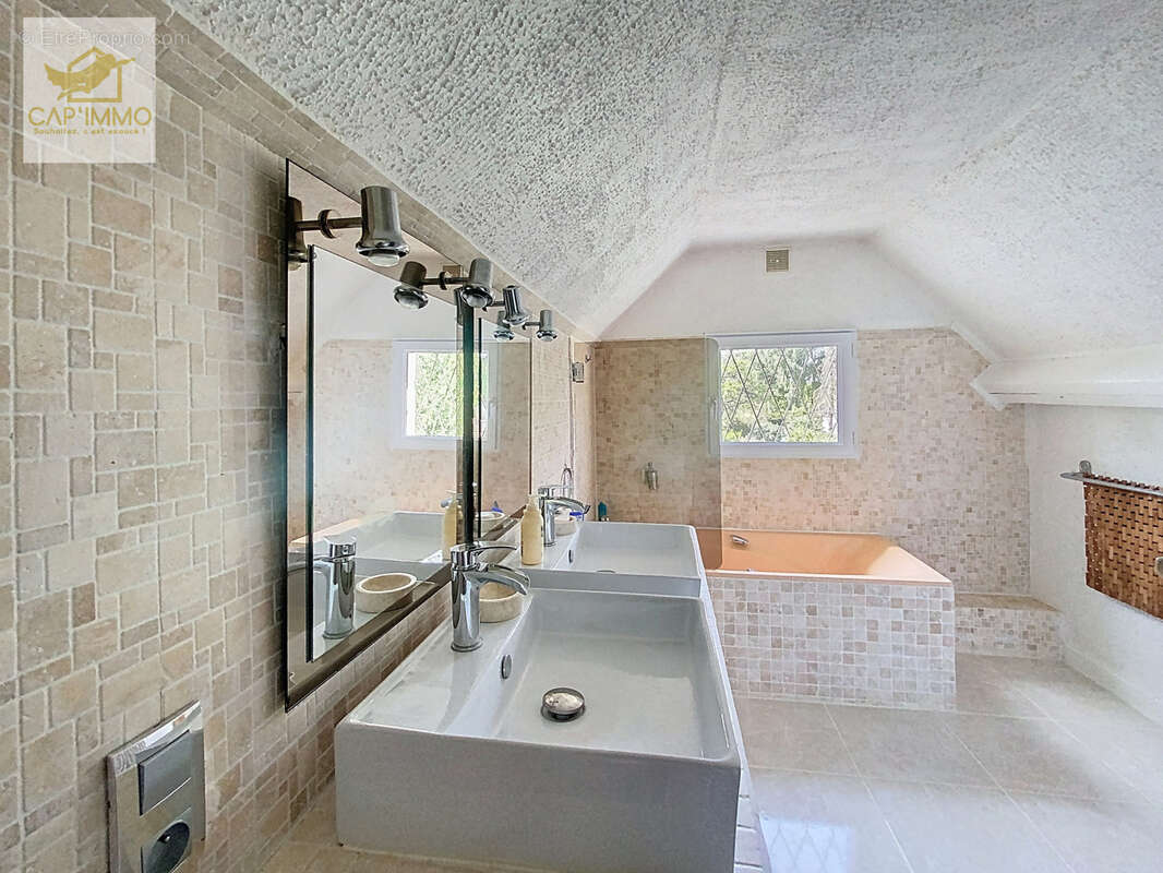 Maison à MAGNY-EN-VEXIN