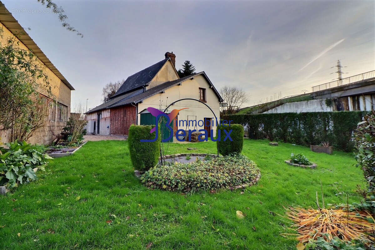 Maison à SAINT-JEAN-DU-CARDONNAY