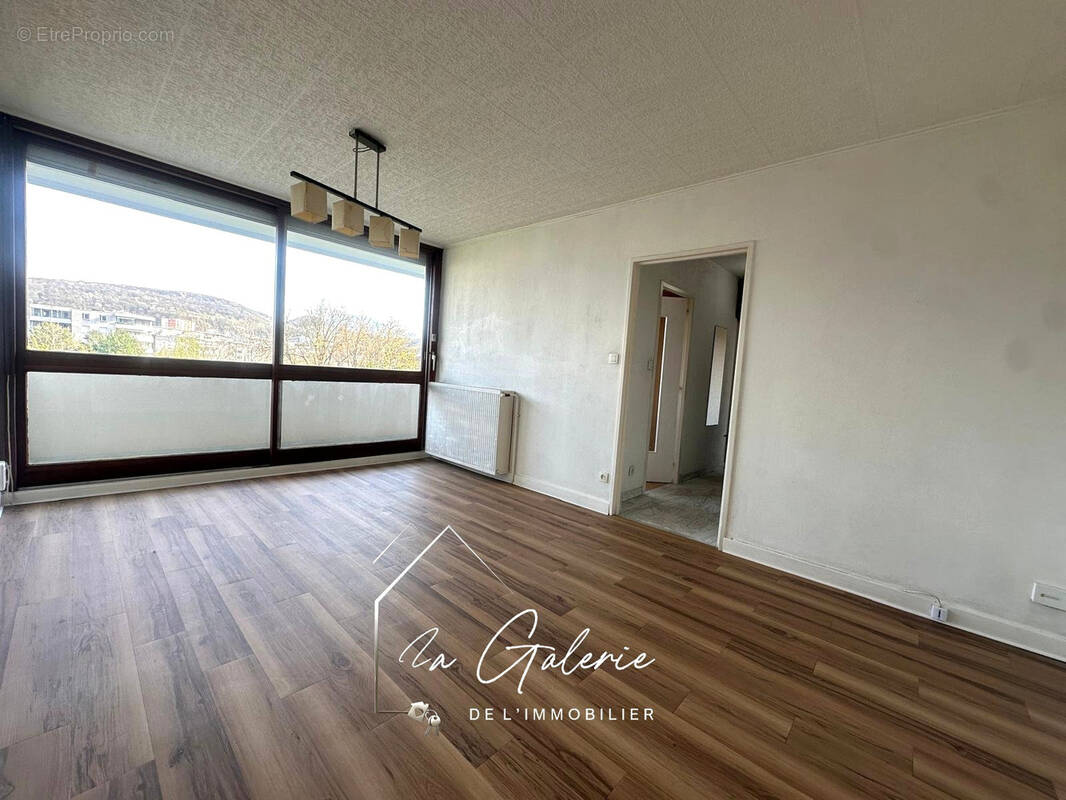 Appartement à ECHIROLLES