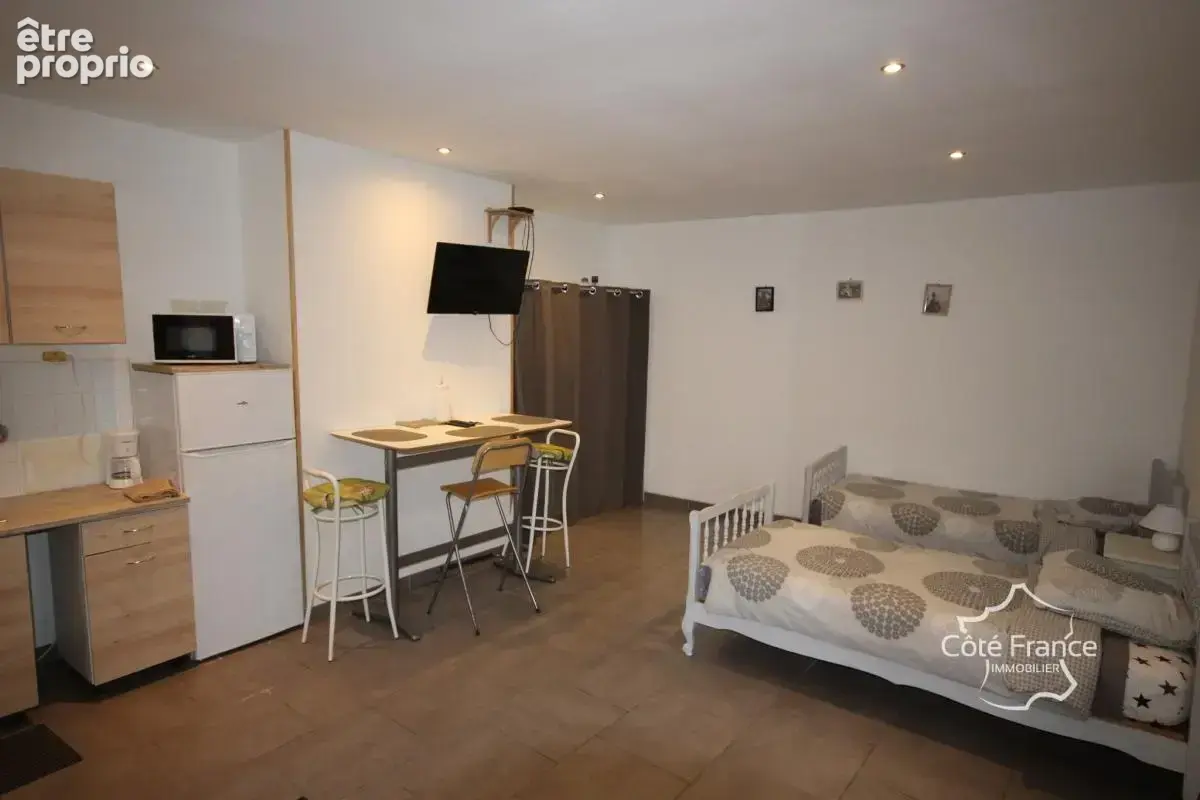 GIVET Immeuble de rapport composé de 4 logements, idéal inve - photo 2
