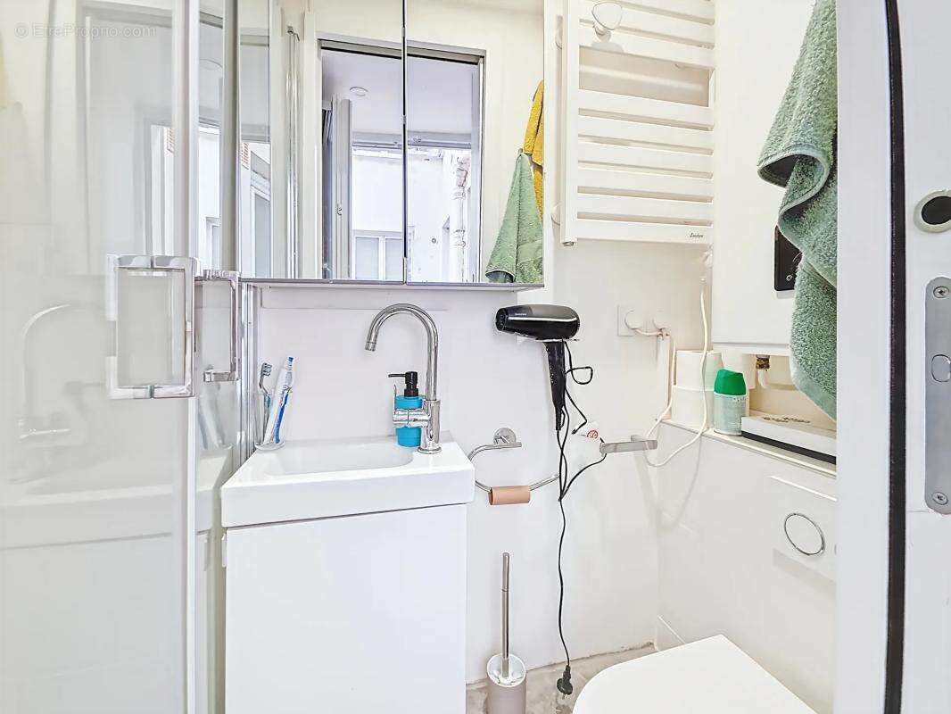 Appartement à PARIS-12E