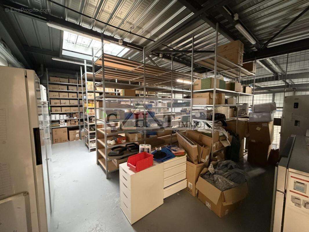 Entrepot 2765m2 a vendre bondoufle - photo 13