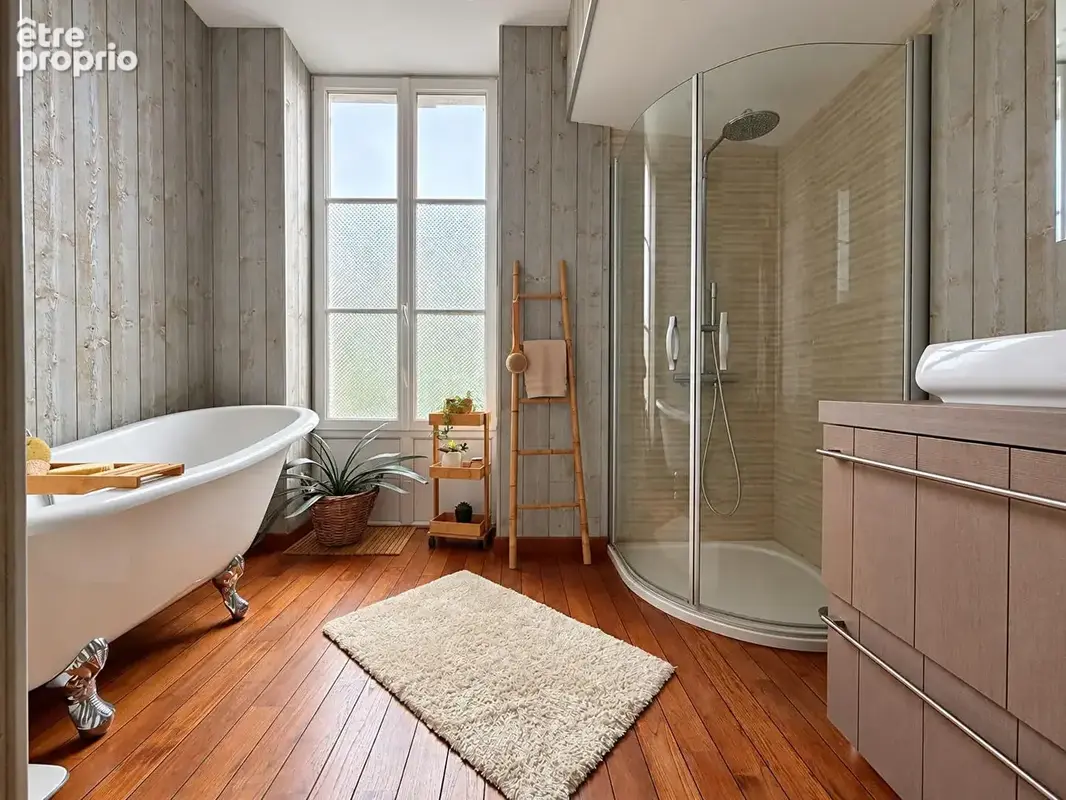 Alençon . Maison de caractère de 212 m², huit chambres et jardin paysager - photo 14