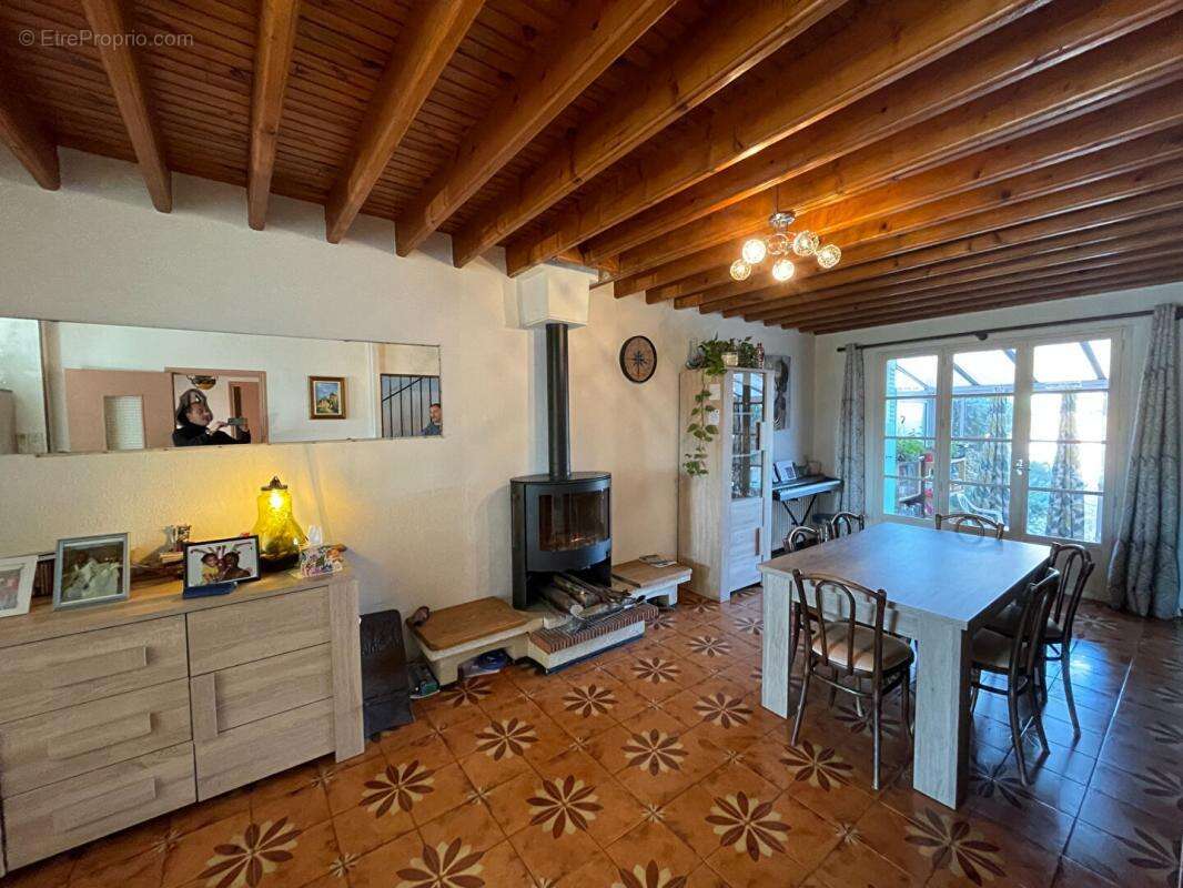 Maison à SAINT-CHRISTOL-LES-ALES