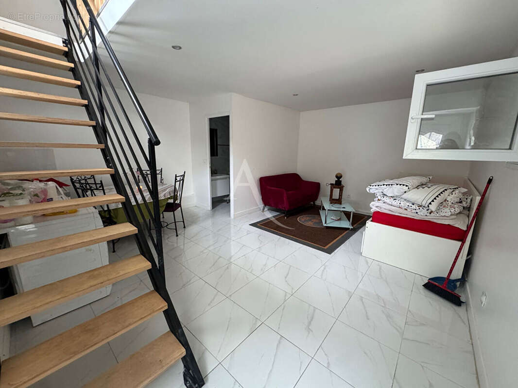 Maison à LE MOLAY-LITTRY