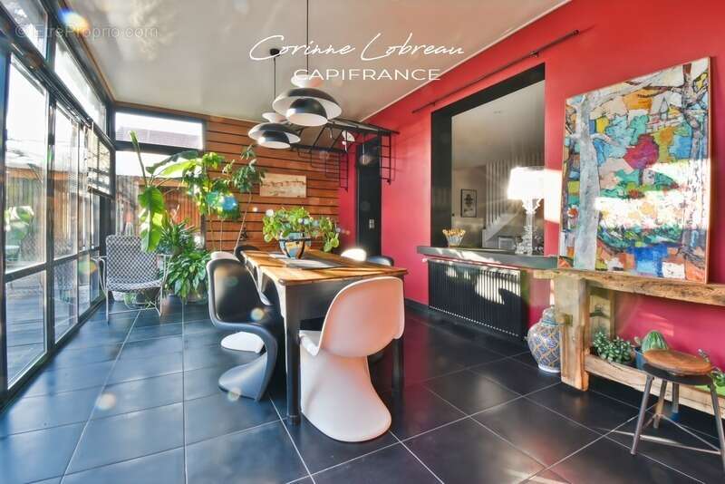 Maison à vendre avec chambre indépendante à BOURG EN BRESSE (01) - photo 6