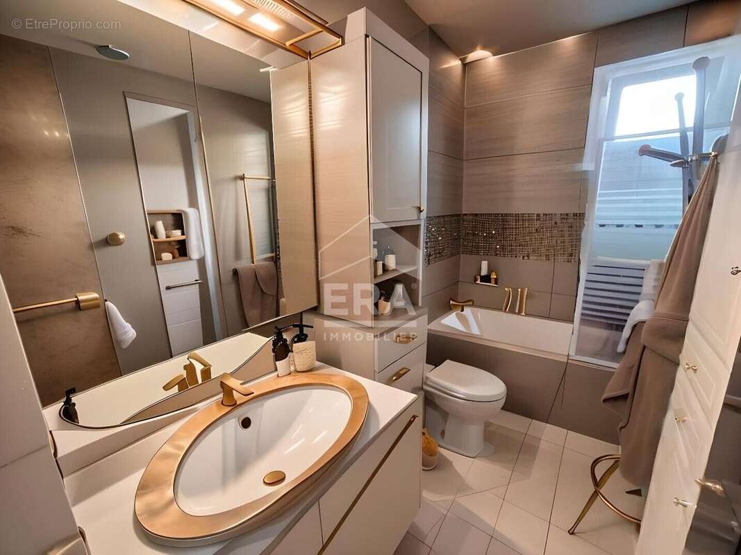 Maison à NEUILLY-SUR-MARNE