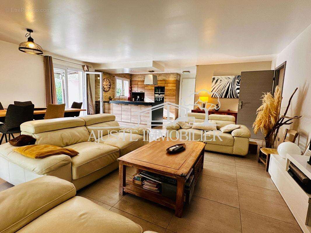 Commerce à MARIGNANE