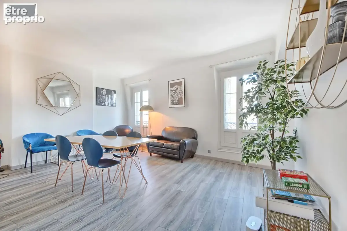 TOULON Haute-Ville, superbe appartement de 115m2 en dernier étage - photo 4