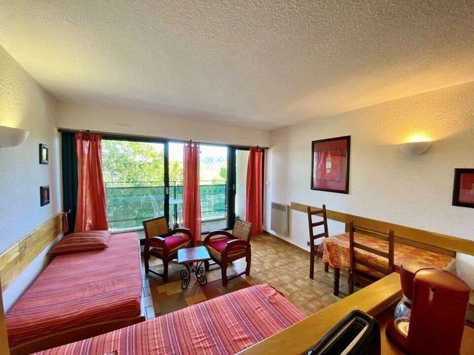 Appartement à GREOUX-LES-BAINS