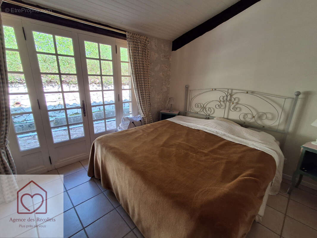 Maison à CASTELSAGRAT