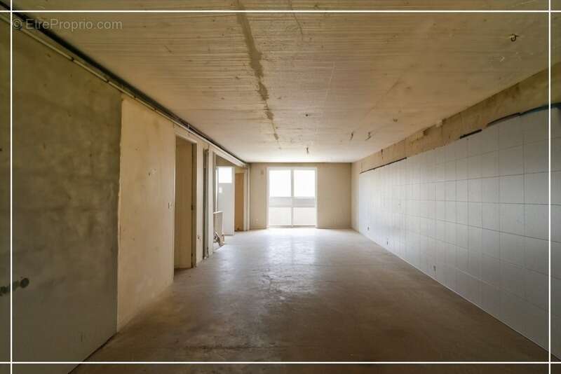 Maison 3 chambres avec panneaux photovoltaïques – Sous-sol complet – PREVERANGES (18) - photo 24