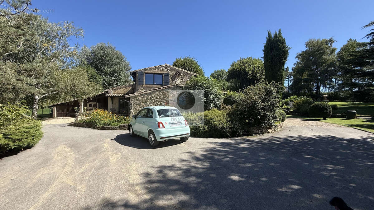 Maison à MONTVENDRE