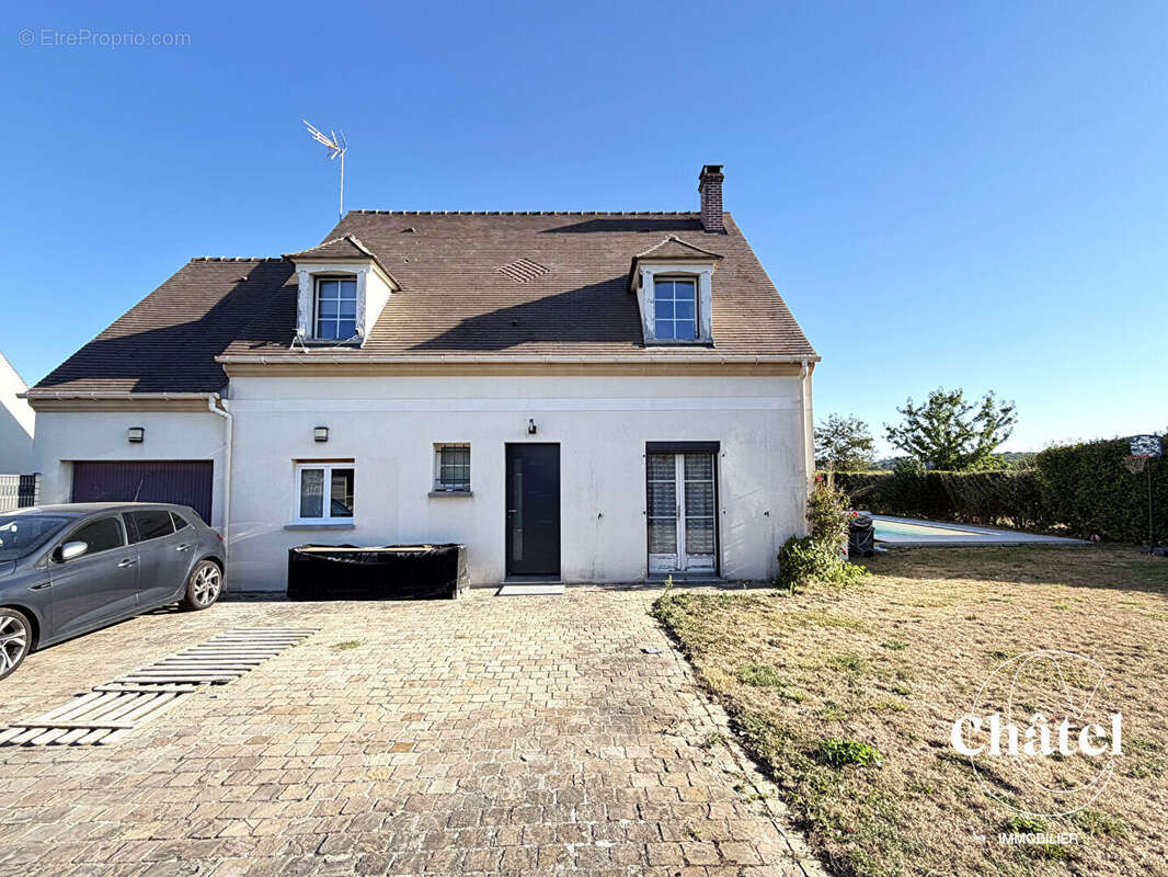 Maison à SENLIS