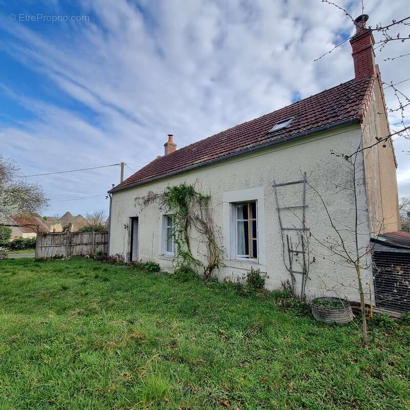 Maison 100 m² à Urciers  - photo 25