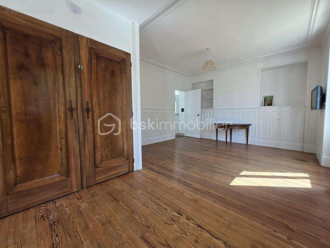 Maison de ville idéalement située - photo 7