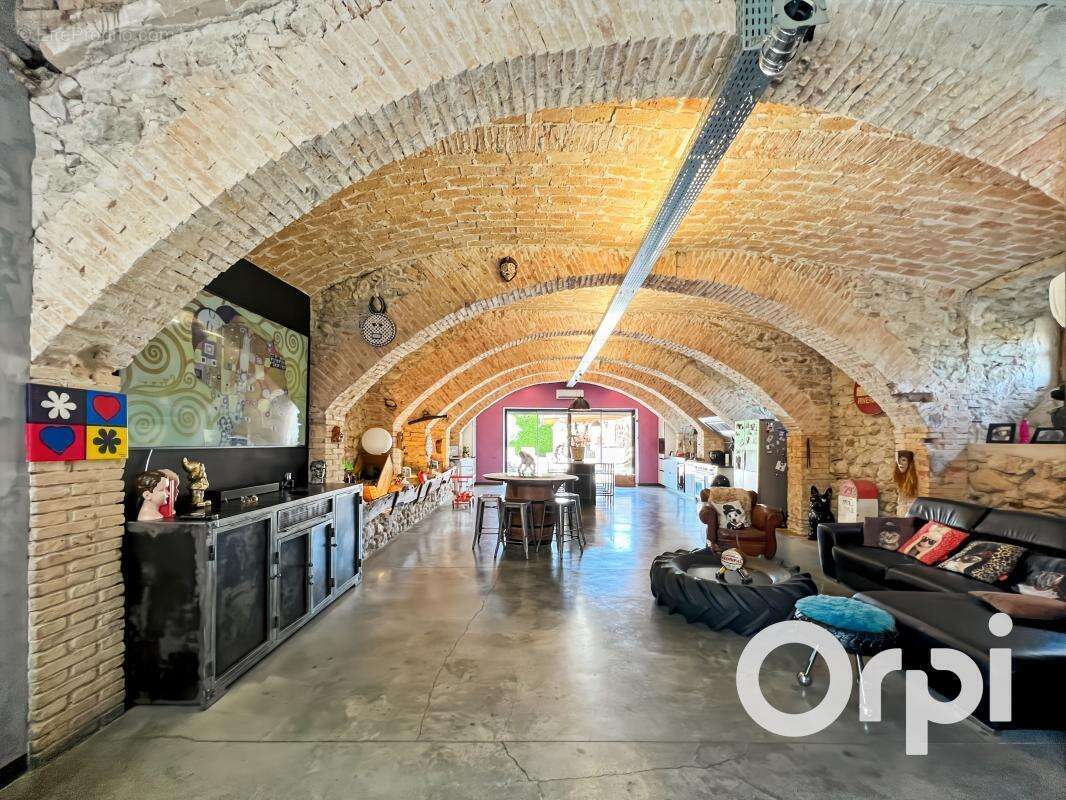 Appartement à LIVRON-SUR-DROME