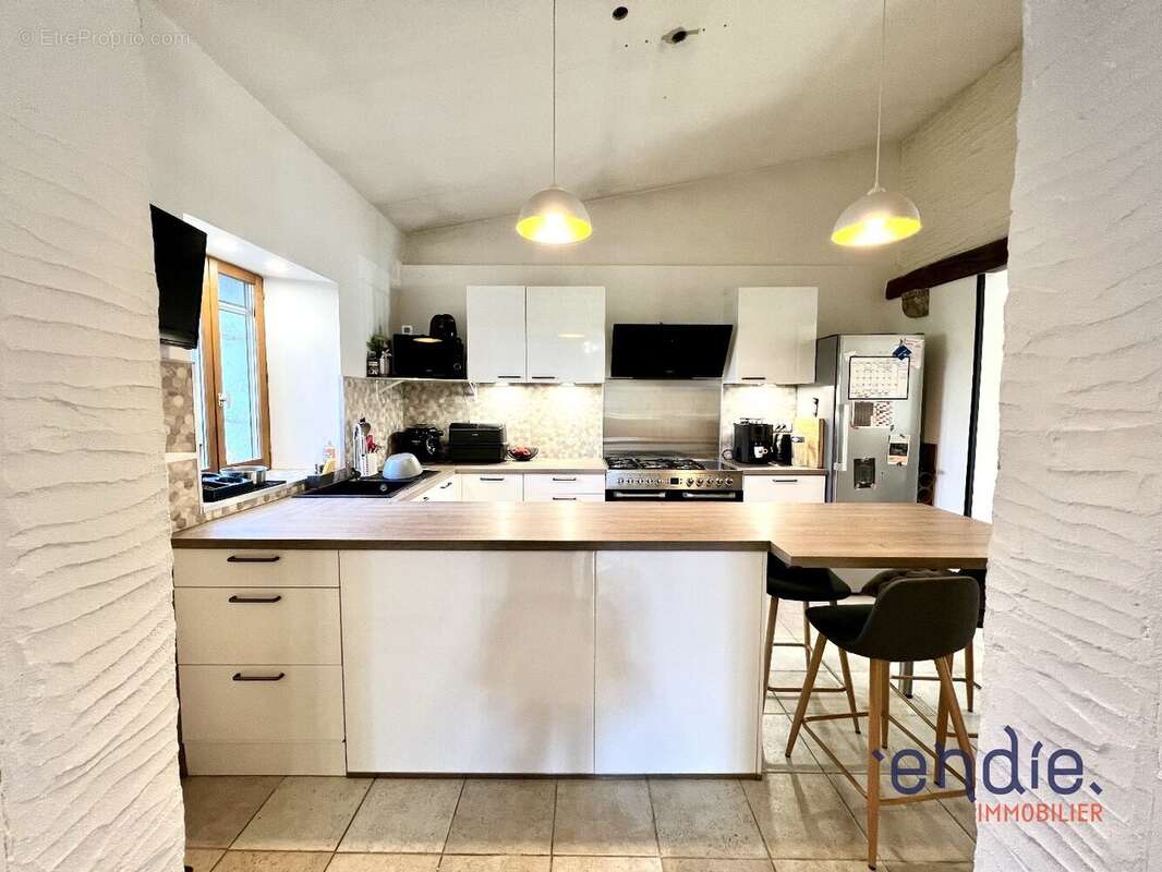 Maison à NEUVILLE-DE-POITOU