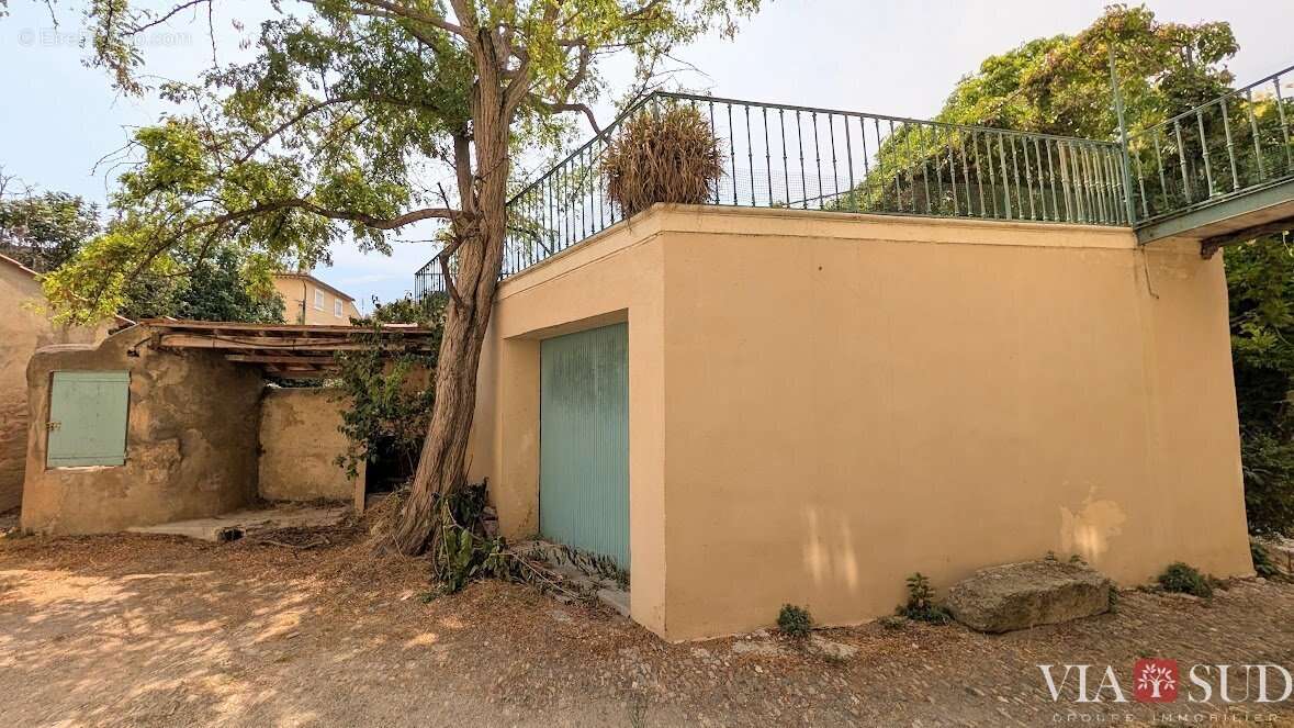 Boujan-sur-Libron - Maison bourgeoise avec terrasse et garages - photo 4