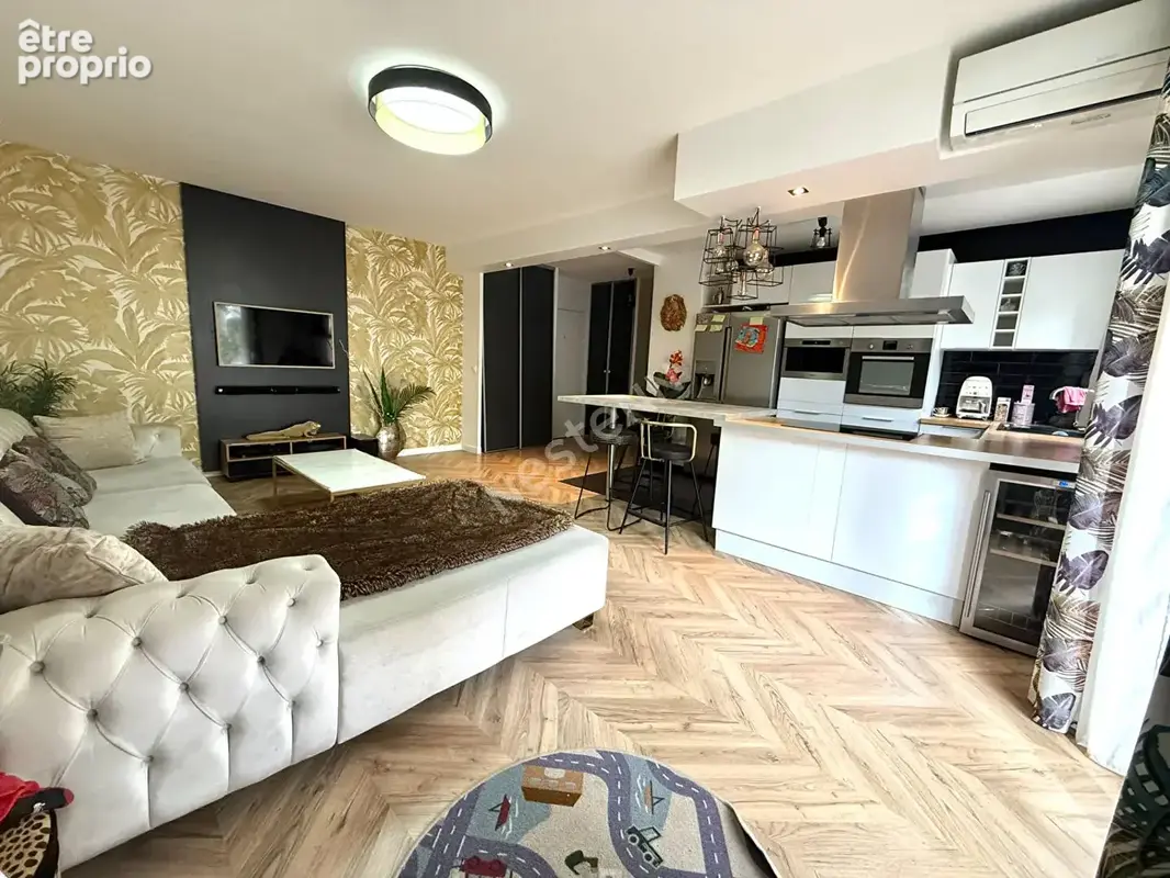 Appartement T3 Villeurbanne Charpennes, 65 m2, balcon, rénové, cuisine équipée, possibilité stationnement - photo 5
