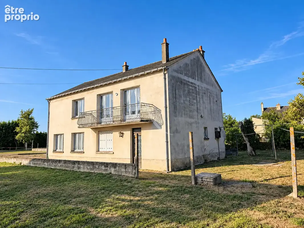 Maison à DISTRE
