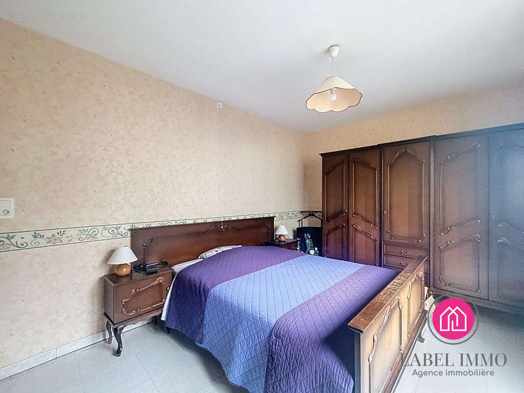 Maison à NEUVILLE-SUR-ESCAUT